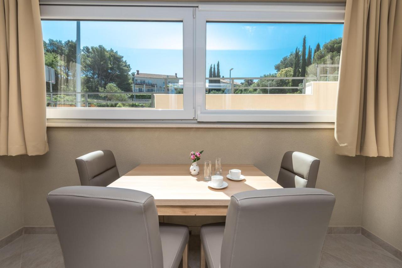 Apartments Rilovic, City And Sea View Apartments Cavtat Exteriör bild